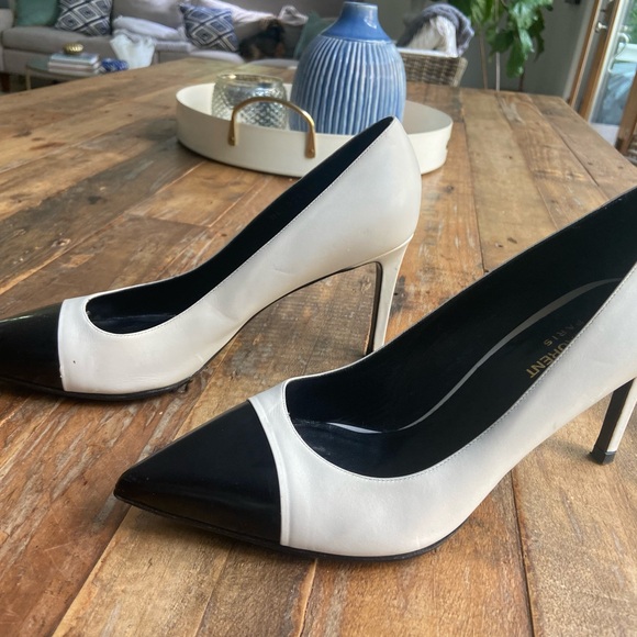 Stunning pair of Saint Laurent heels size 40/9 Run Cap-toe. - Picture 9 of 12